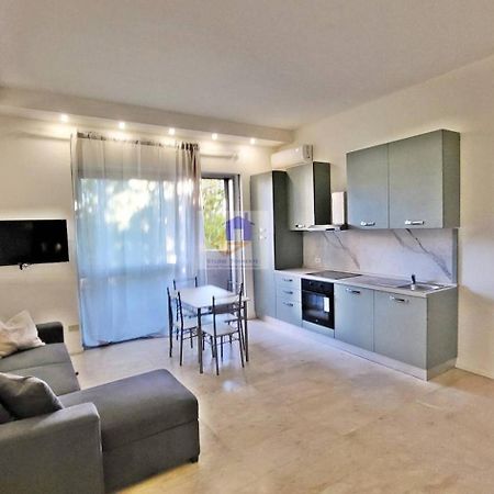 Toma Apartment Trilocale Moderno Per Max 6 Persone มิลาน ภายนอก รูปภาพ