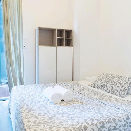 Toma Apartment Trilocale Moderno Per Max 6 Persone มิลาน ภายนอก รูปภาพ
