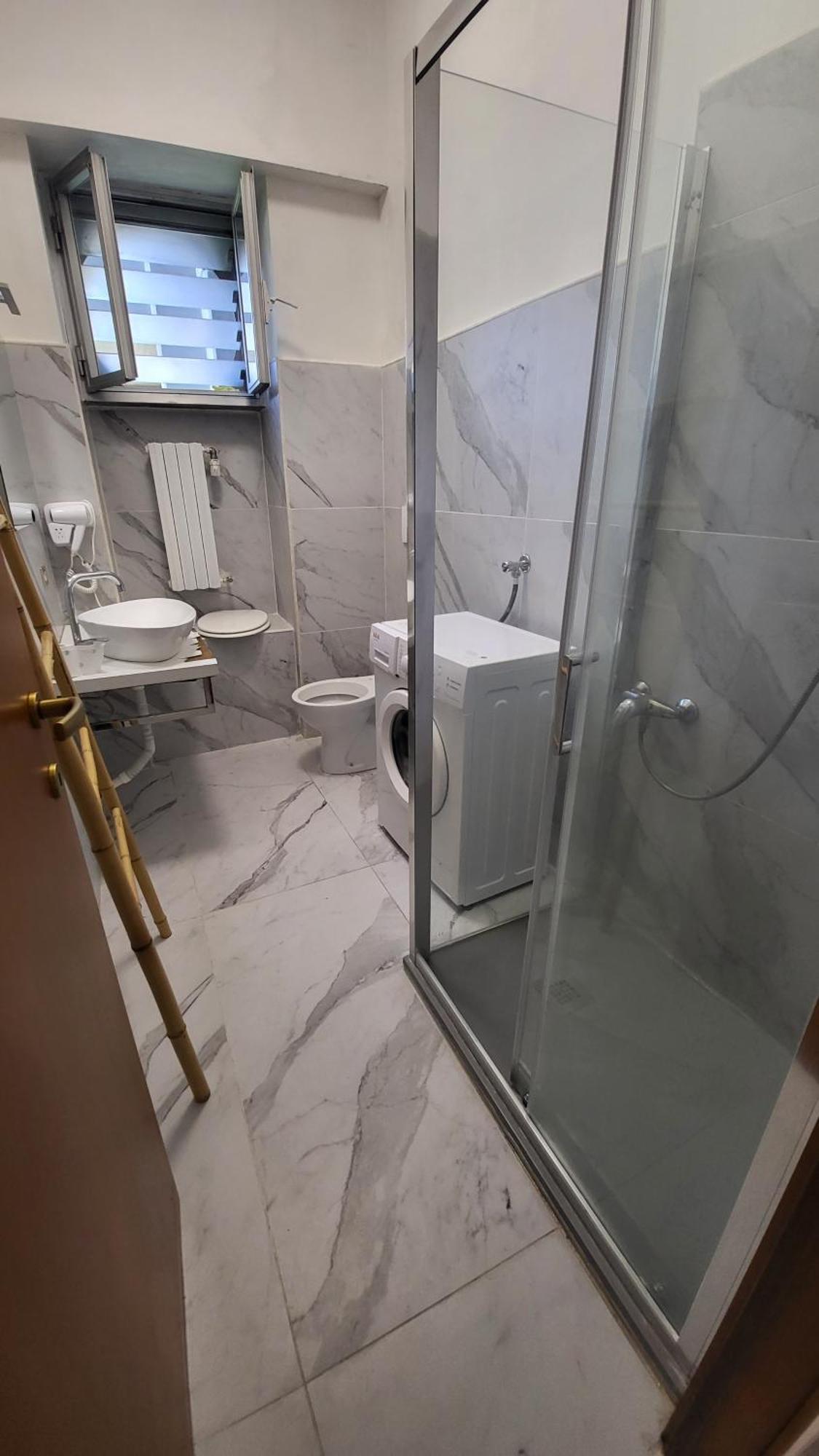 Toma Apartment Trilocale Moderno Per Max 6 Persone มิลาน ภายนอก รูปภาพ