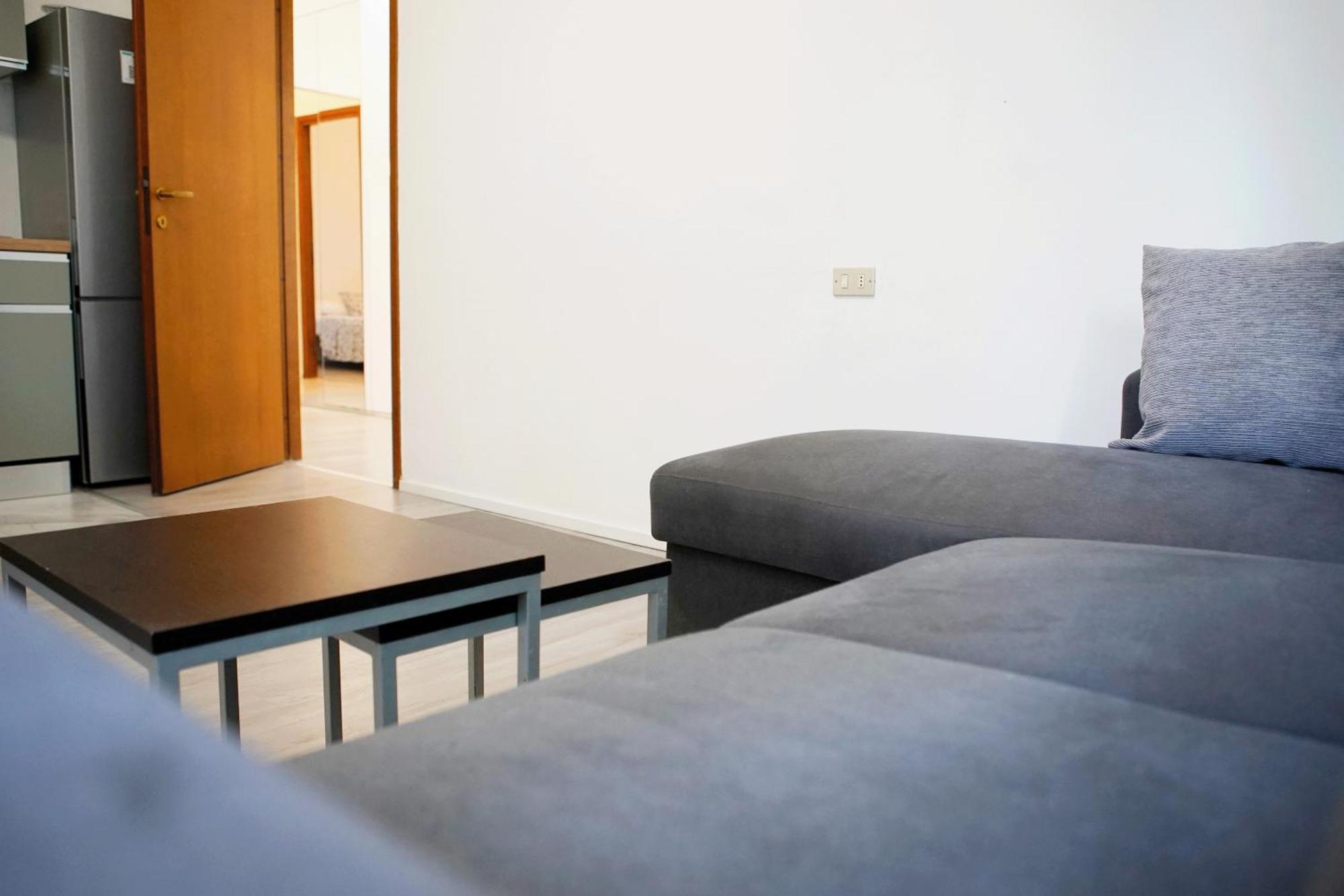 Toma Apartment Trilocale Moderno Per Max 6 Persone มิลาน ภายนอก รูปภาพ
